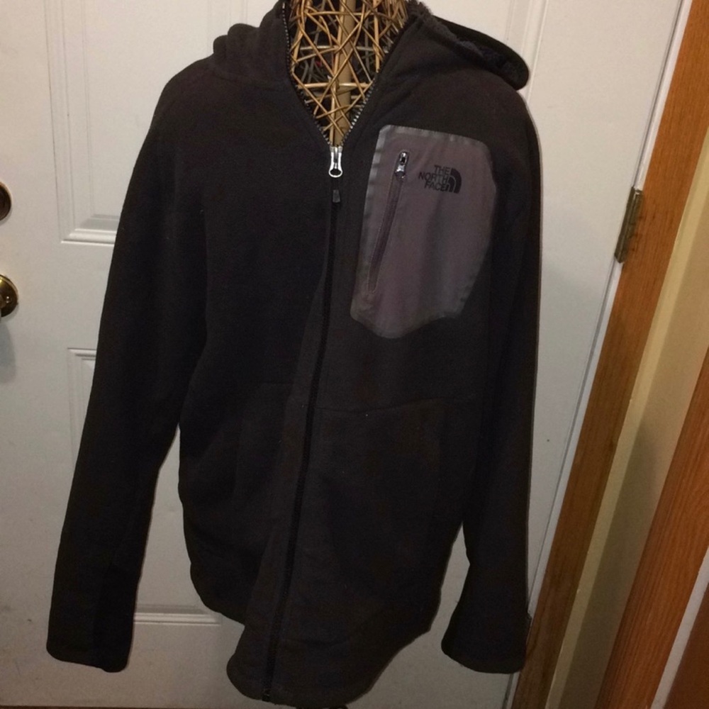 North Face jacket XL 🎉